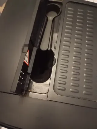 Cafetera Delonghi Magnifica