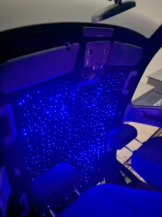 Instalación estrellas techo coche