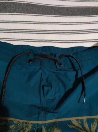 NUEVO Bañador Decathlon Talla L, 44