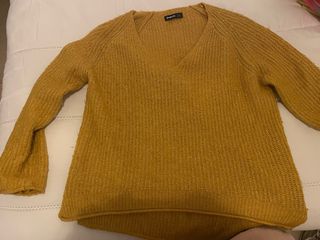 Jersey Stradivarius Mostaza Talla M