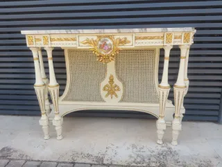 Consola de entrada mármol y oro