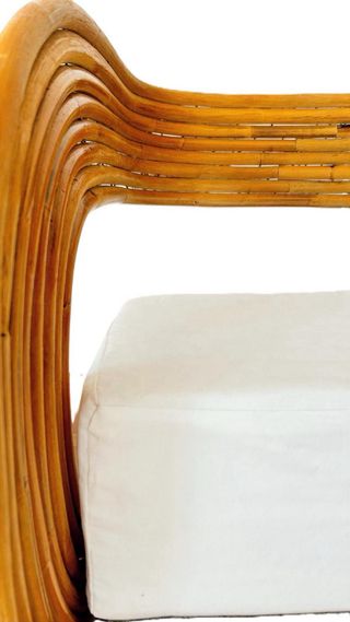 Sillón de diseño, ratán curvo, fabricado a mano
