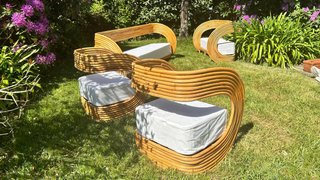 Sillón de diseño, ratán curvo, fabricado a mano