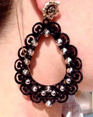 Pendientes únicos hechos a mano