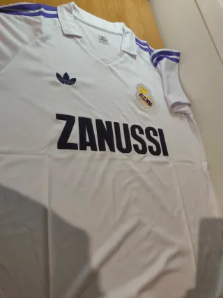 Camiseta Real Madrid Zanussi Talla L 84-85