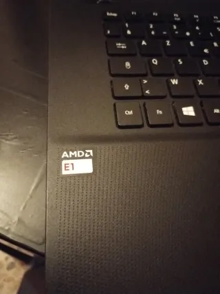 Portátil Acer Aspire ES1-521-27SE Negro