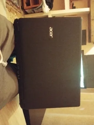 Portátil Acer Aspire ES1-521-27SE Negro