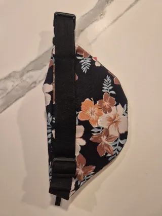 Riñonera Roxy Floral Nueva