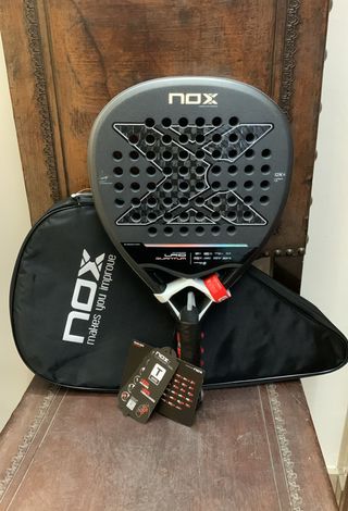 Pala de Padel Nox Quantum LA-10 12K Leo Augsburger