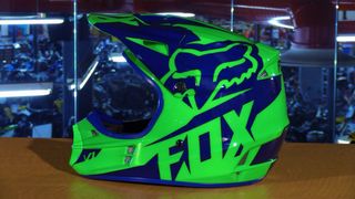 Casco Motocross Fox V1