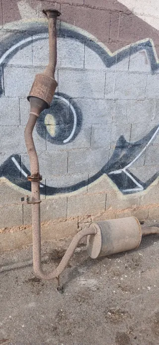 Tubo de escape coche