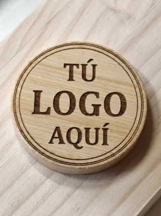 Abrebotellas personalizado de Madera