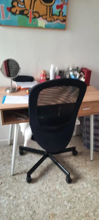 Escritorio madera con silla