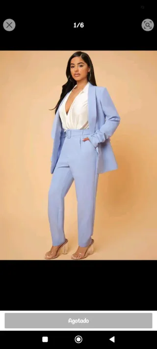 Traje de chaqueta celeste