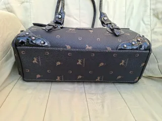 Mala Cavalinho em pele preta