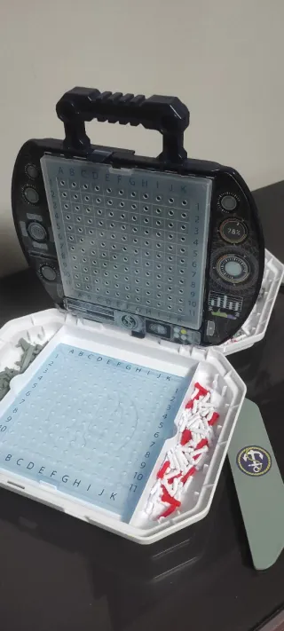 Juego Hundir la Flota maletín