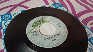 Queen - Tie Your Mother Down 7" Japón