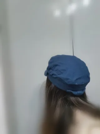 Cappellino estivo blu