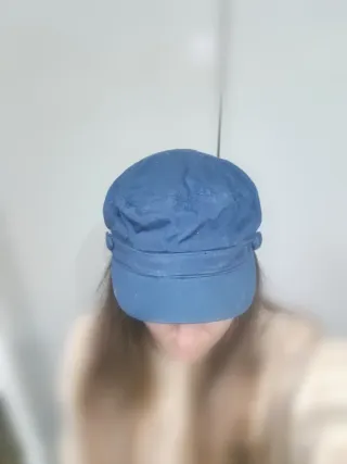 Cappellino estivo blu