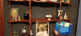 Estantería de madera