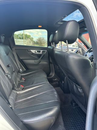 Infiniti QX70 3.0D V6 S PREMIUM AWD AUTO