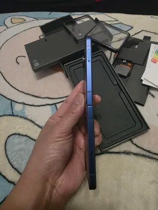 Samsung Galaxy Z Flip 7 Original 12gb/256gb