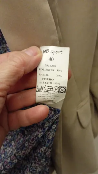 Chaqueta NB sport beige talla M