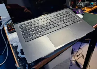 ASUS Zenbook Flip 13.3" i5 Táctil 360° Tablet PC