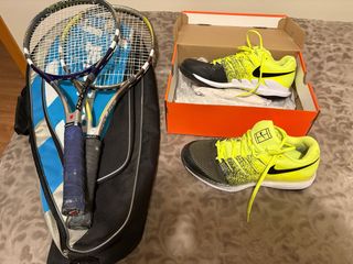 Sneakers da tennis + borsa + 2 racchette