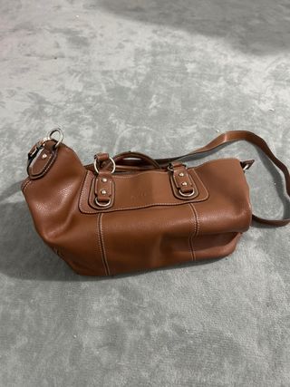Bolso de mano de cuero marrón