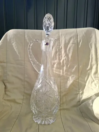 Garrafa de cristal com tampa