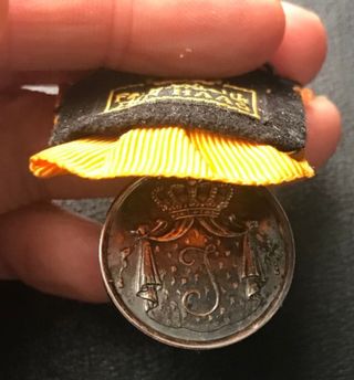 Lote 2 medallas militares plata Holanda