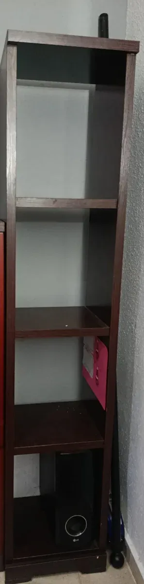 Mueble de salón madera y cristal