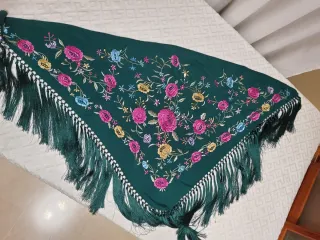 Mantoncillo Flamenco Bordado Flores