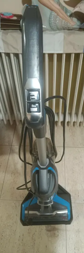 Aspirapolvere Bissell Crosswave con scopa