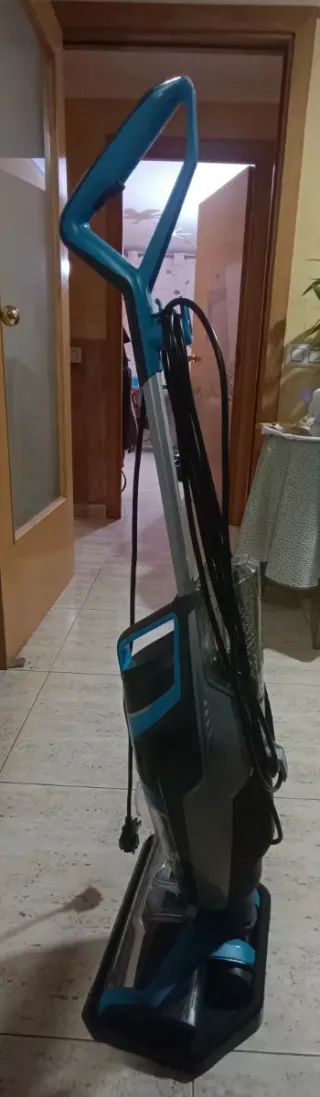 Aspirapolvere Bissell Crosswave con scopa