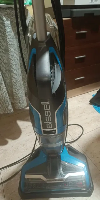 Aspirapolvere Bissell Crosswave con scopa