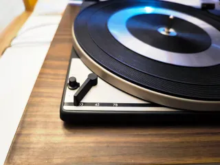 Tocadiscos DUAL 1214 Vintage madera