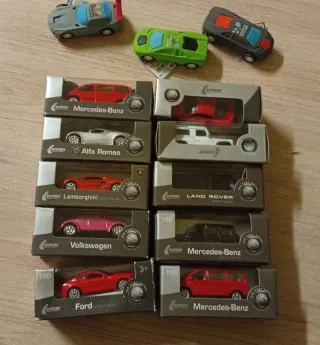 Coches a escala Super9 (varios modelos)