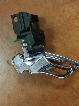 Deragliatore Shimano Deore XT