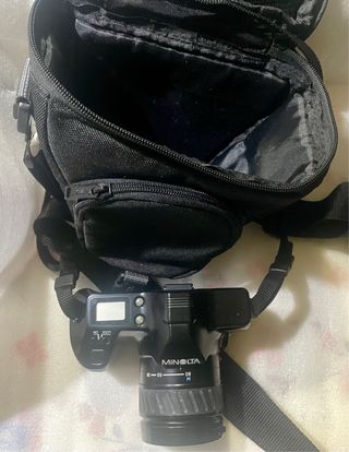 Cámara Minolta Dynax 3000i + Funda alta calidad