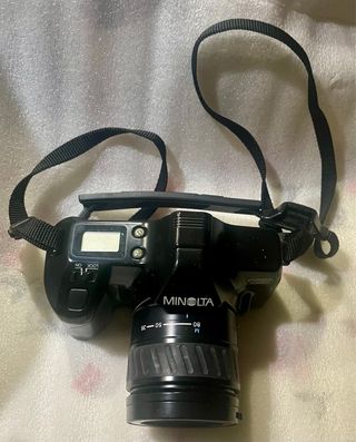 Cámara Minolta Dynax 3000i + Funda alta calidad