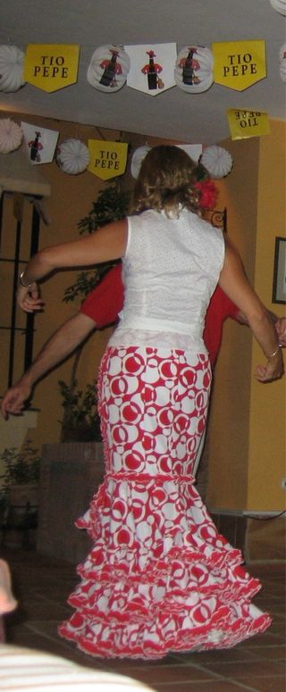 Traje Flamenca 2 Piezas Lunares Rojos y Blancos