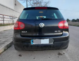 Volkswagen Golf 2004