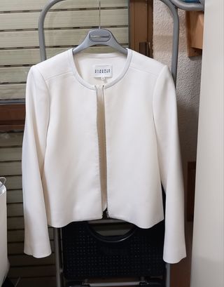 Chaqueta Blanca Cuero Cuello Claudie Pierlot  T.38