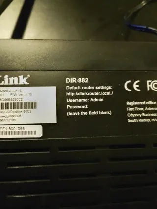 Router D-Link DIR-882