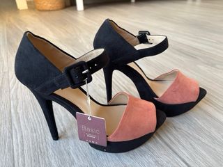 Zapatos tacon coral y negro