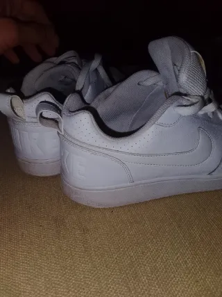 Zapatillas Nike Talla 42.5 Blancas