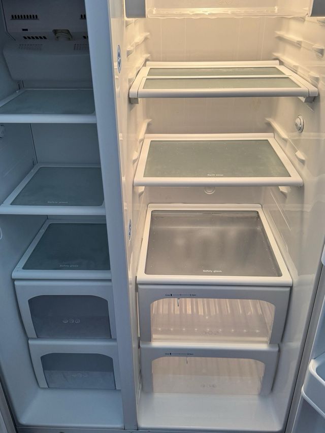 FRIGORÍFICO AMERICANO MARCA LG EN INOX