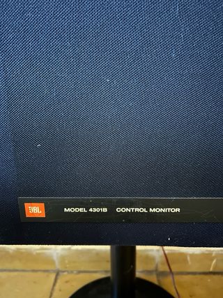 Par Altavoces JBL 4301B Control Monitor